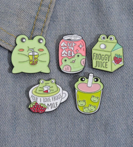 Froggy Bag Pin